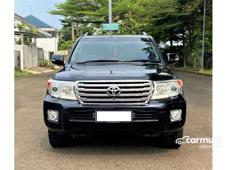 2013 Toyota Land Cruiser Full Spec E VX SUV