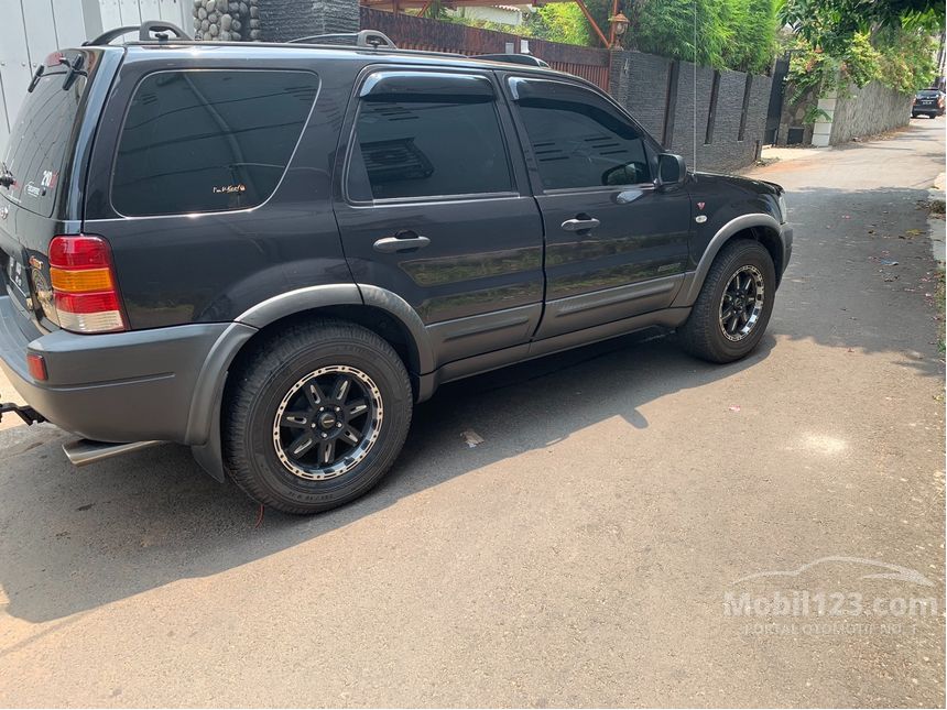  Jual  Mobil Ford  Escape  2004 XLT 4x2 3 0 di DKI Jakarta 