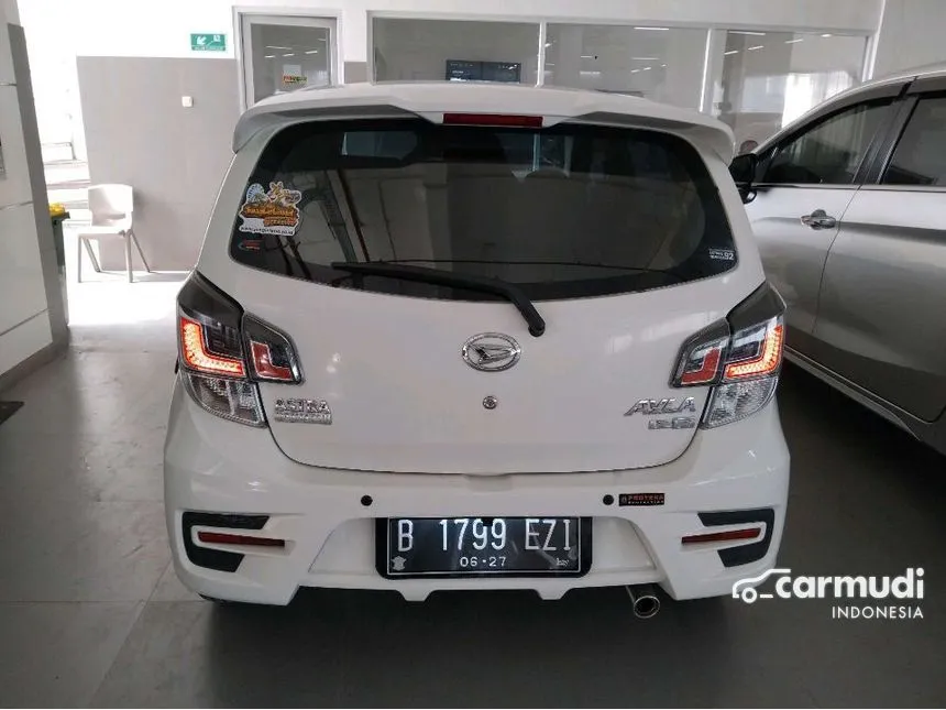 2022 Daihatsu Ayla R Hatchback