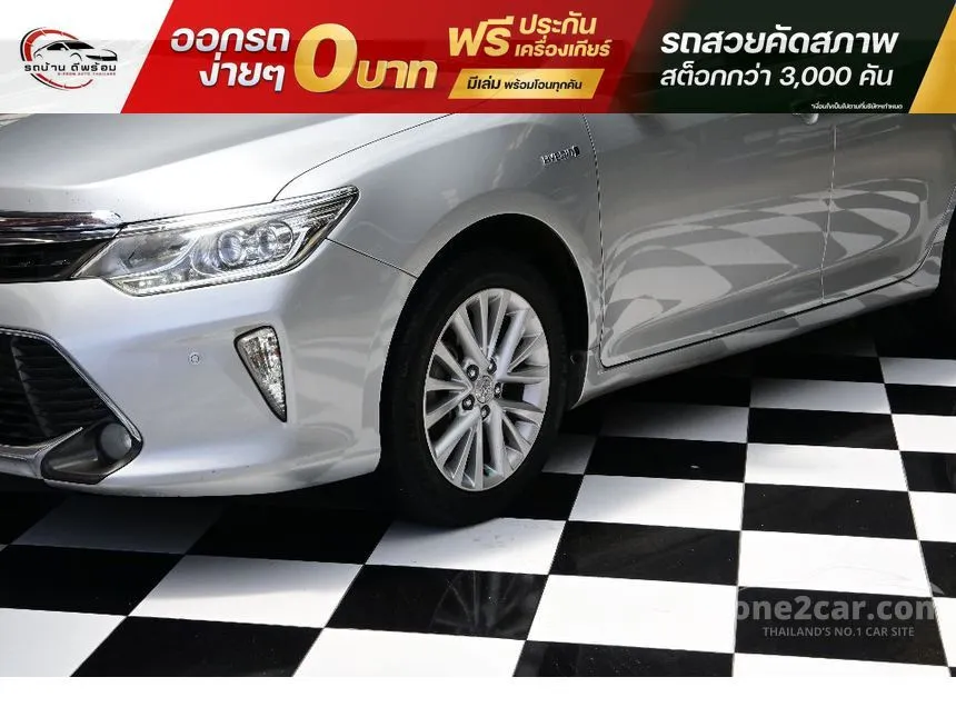2016 Toyota CAMRY Hybrid Sedan
