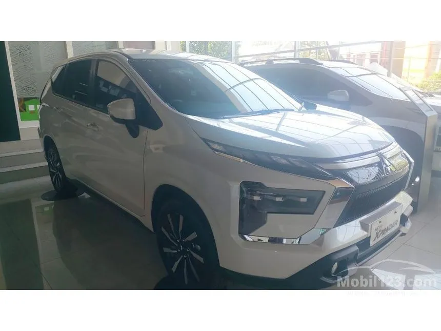 2026 Mitsubishi Xpander Exceed Tourer (Quartz White Pearl) MPV