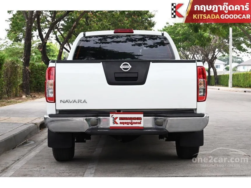 2012 Nissan Frontier Navara SV Calibre King Cab Pickup