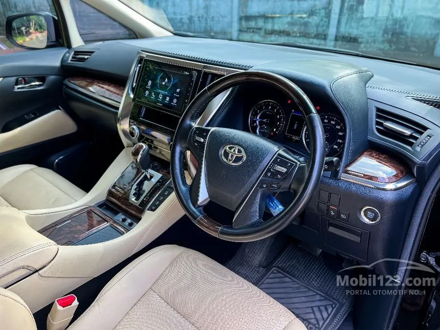 2022 Toyota Alphard G MPV