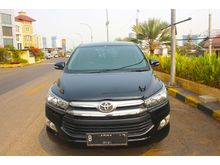 Toyota Kijang Innova 2.0 V bensin automatic 2015 Hitam metalik