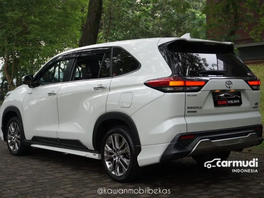 2023 Toyota Kijang Innova Zenix Q HV TSS ( Premium Color) MPV
