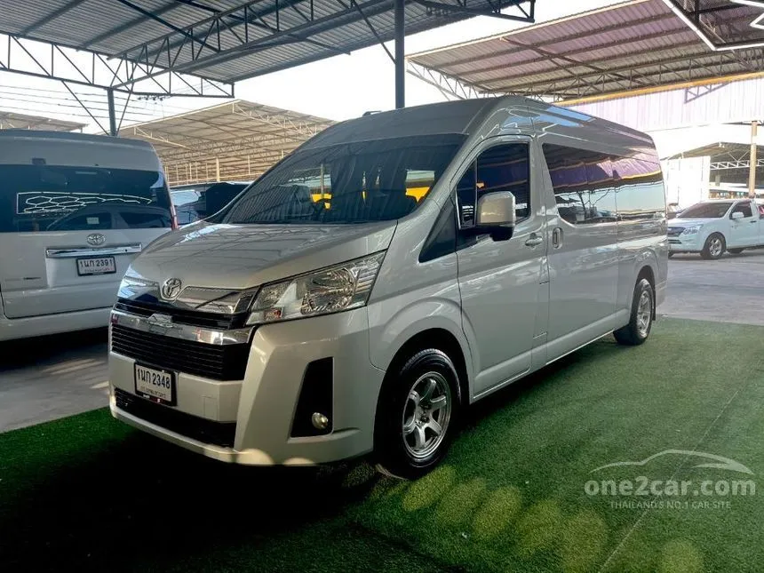 2020 Toyota Commuter Van