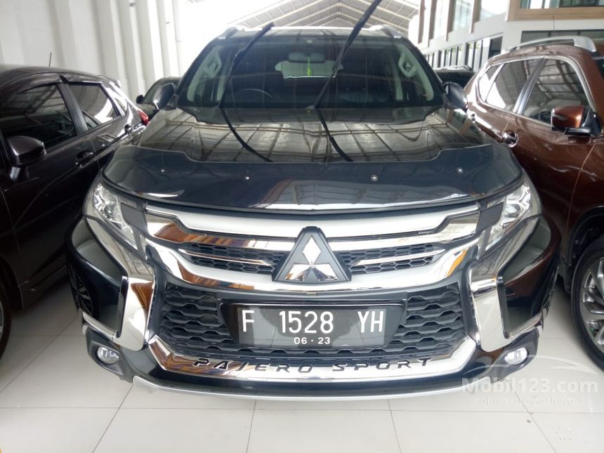  Jual  Mobil  Mitsubishi Pajero  Sport 2021 Exceed 2 5 di Jawa 