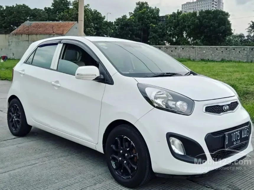 2013 KIA Picanto SE 2 Hatchback