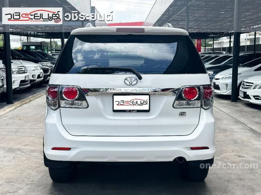 2015 Toyota FORTUNER V SUV