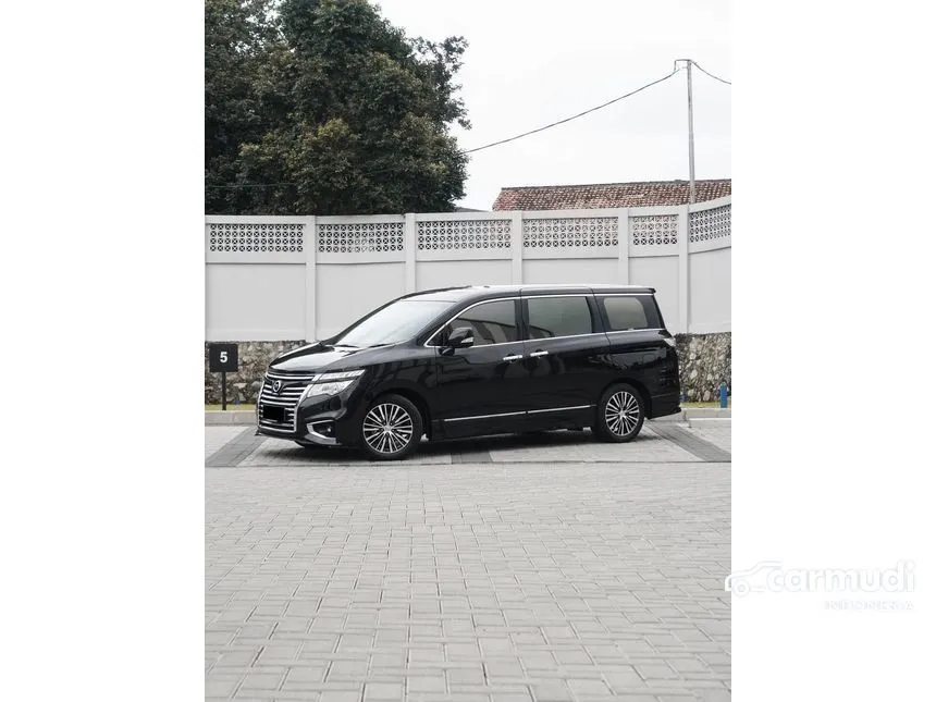 2016 Nissan Elgrand Highway Star MPV