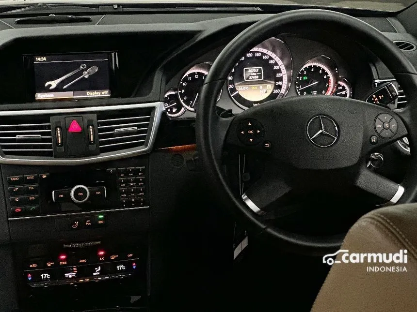 2012 Mercedes-Benz E250 CGI Avantgarde Sedan