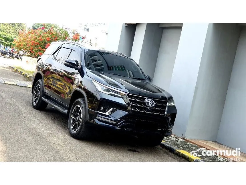 2022 Toyota Fortuner VRZ 4X2 SUV