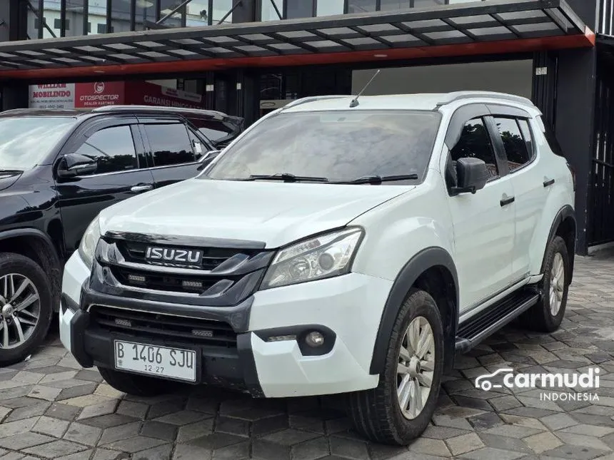 2017 Isuzu MU-X Premiere SUV
