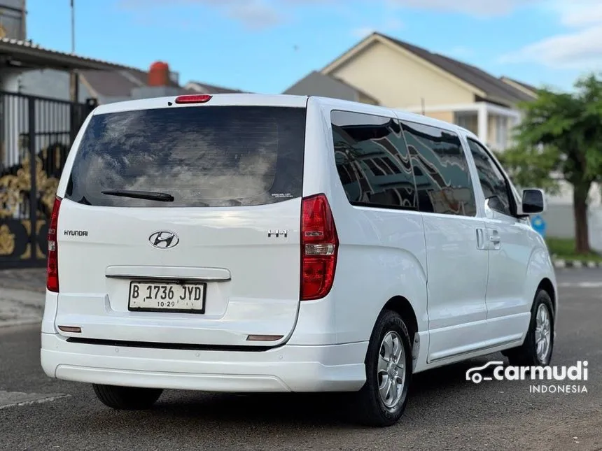 2015 Hyundai H-1 XG Next Generation MPV