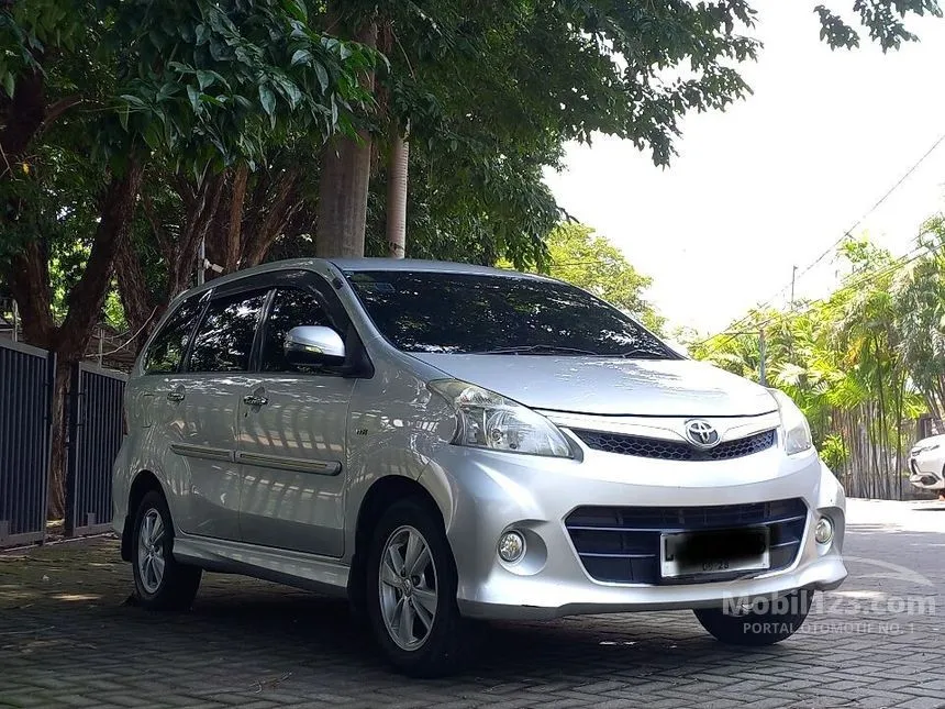 Jual Mobil Toyota Avanza 2013 Veloz 1.5 di Jawa Timur Automatic MPV Silver Rp 125.000.005