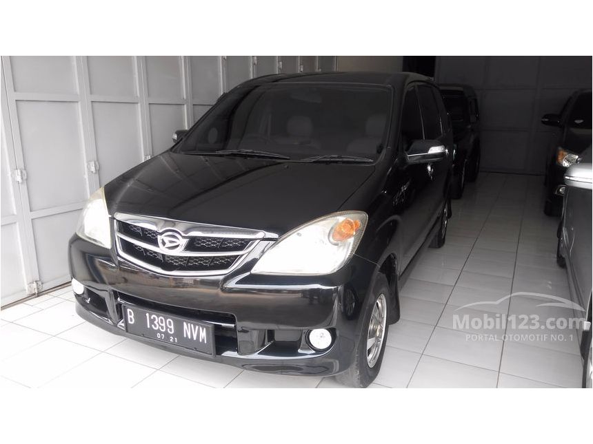 Jual Mobil Daihatsu Xenia 2008 Li FAMILY 1.0 di Banten Manual MPV Hitam