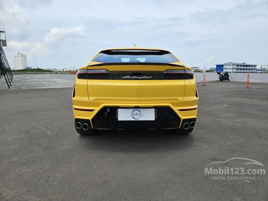 2025 Lamborghini Urus Performante SUV