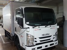 2020 Isuzu Elf NLR 55 T Engkle BOX Ready Stock Tanpa Tunggu Karoseri