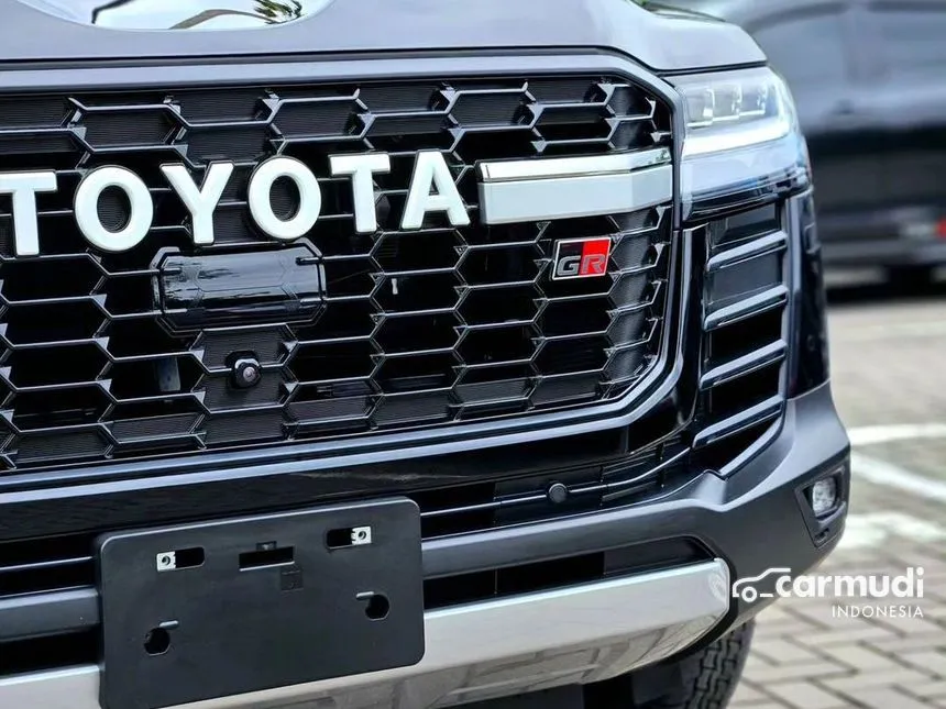 2024 Toyota Land Cruiser GR-S 70th Anniversary SUV