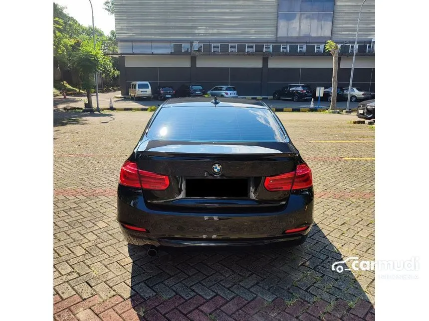 2014 BMW 320i Sport Sedan
