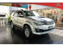 2013 Toyota Fortuner 3.0 (ปี 12-15) V 4WD SUV