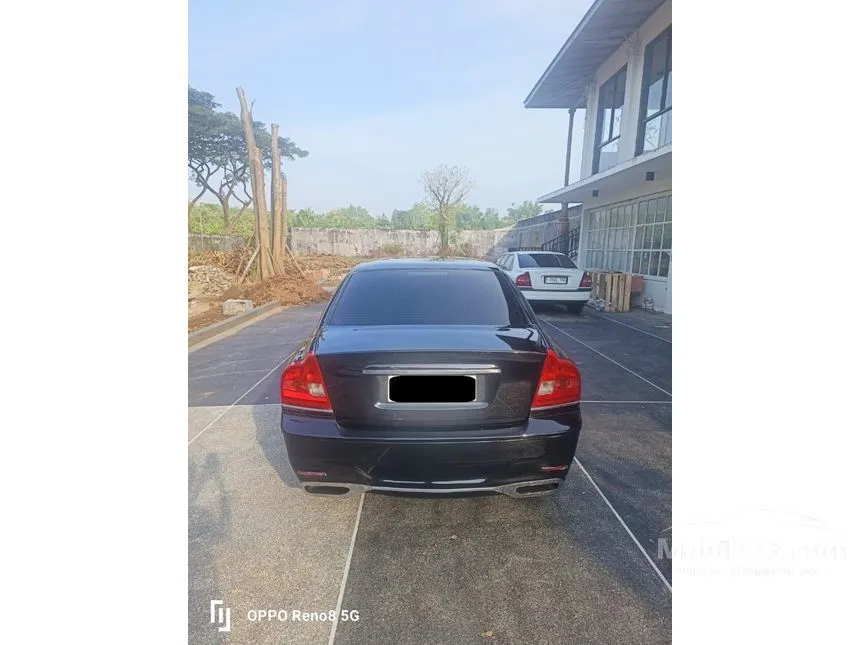 2005 Volvo S80 Limousine