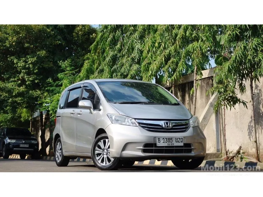Jual Mobil Honda Freed 2013 S 1.5 di DKI Jakarta Automatic MPV Silver Rp 143.000.000