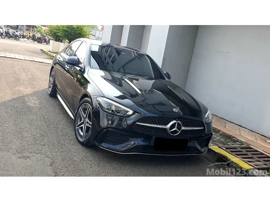 2023 Mercedes-Benz C300 AMG Line Sedan