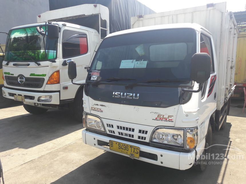 Jual Mobil  Isuzu Elf 2014 NKR  4 6 Manual 4 6 di DKI 