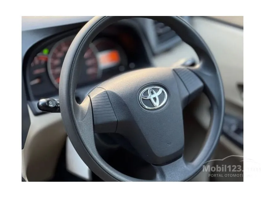 2012 Toyota Avanza G MPV