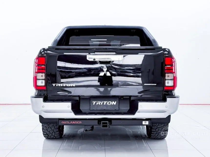 2024 Mitsubishi TRITON Plus Ultra Double Cab Pickup
