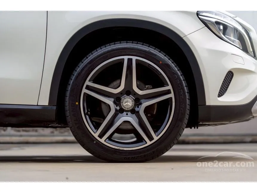 2015 Mercedes-Benz GLA200 Urban SUV