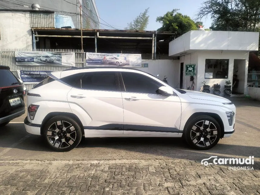 2024 Hyundai Kona Electric Long Range Signature Wagon