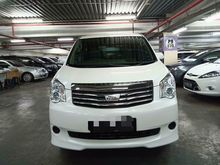 2013 Toyota NAV1 2.0 G MPV