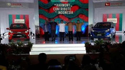 Toyota Calya dan Daihatsu Sigra Resmi Diluncurkan