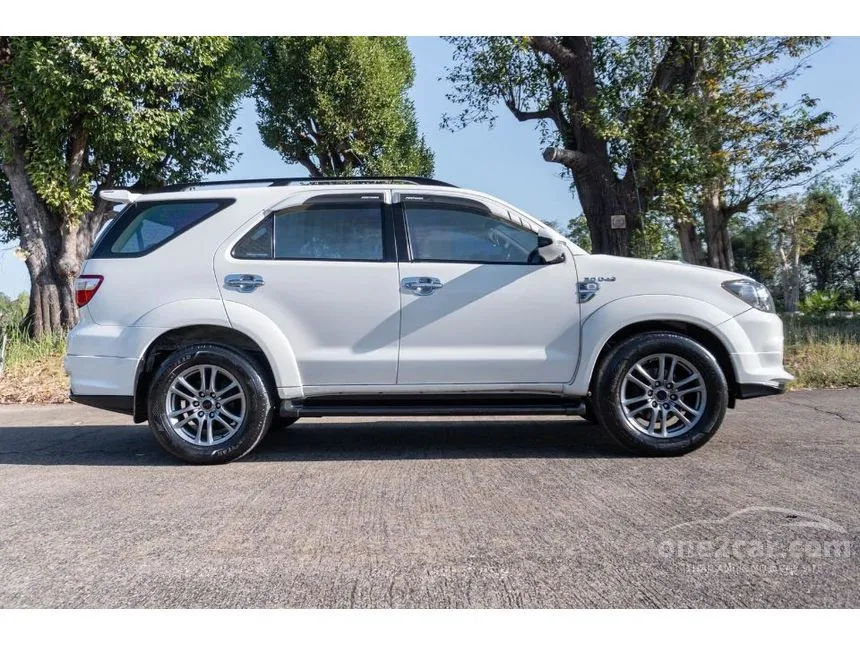 2010 Toyota FORTUNER G SUV
