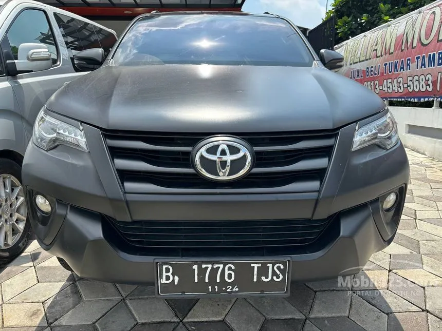 Jual Mobil Toyota Fortuner 2019 VRZ 2.4 di Jawa Barat Automatic SUV Hitam Rp 385.000.000