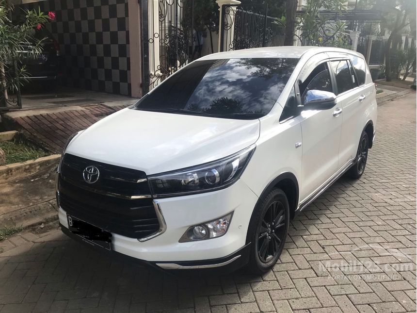 Jual Mobil Toyota Innova  Venturer  2022 N140 2 0 di DKI 