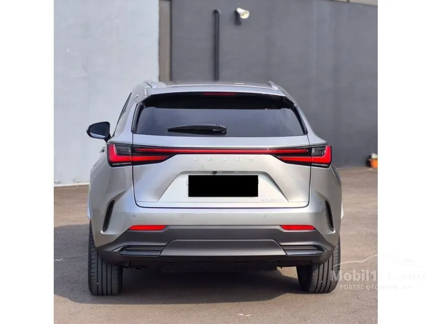 2025 Lexus NX 350h Luxury SUV