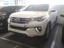 Toyota Fortuner 2.4 AT VRZ 4x4 Putih 2018 Bandung