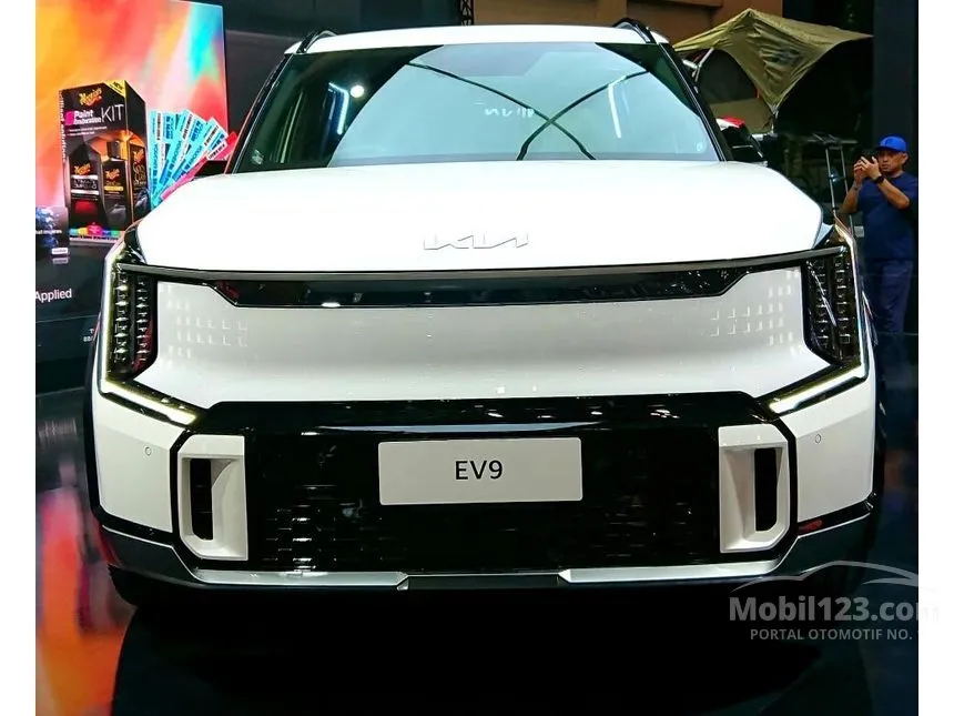 Jual Mobil KIA EV9 2024 GT Line Long Range di Banten Automatic Wagon Putih Rp 1.985.000.000
