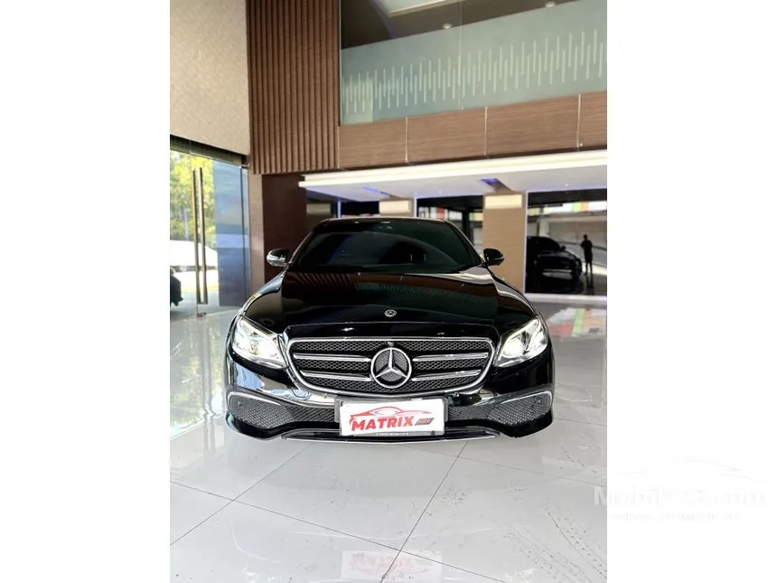 2019 Mercedes-Benz E300 Avantgarde SportStyle Sedan