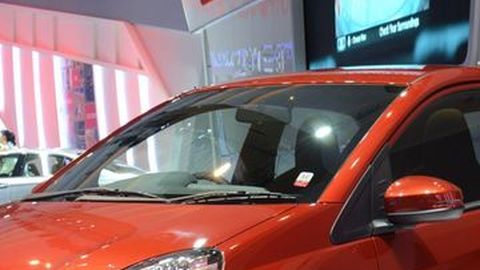 Jangan Malas, Begini Cara Mudah Merawat Kaca Mobil
