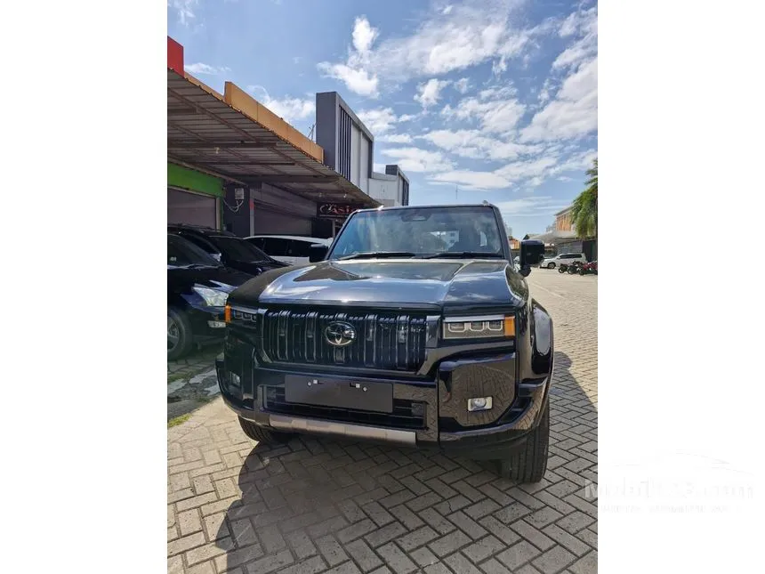 2025 Toyota Land Cruiser Prado Kakadu SUV