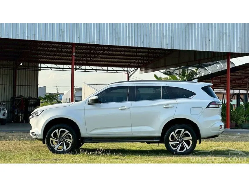 2022 Isuzu MU-X Ultimate SUV