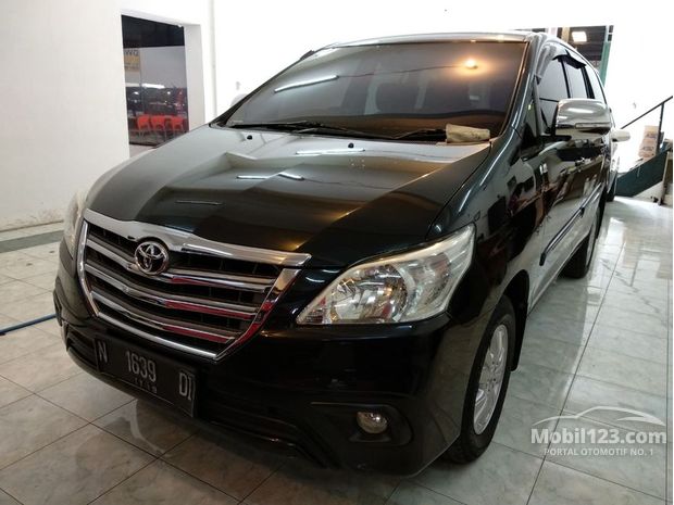 Toyota Kijang Innova Mobil Bekas Baru dijual di Malang 