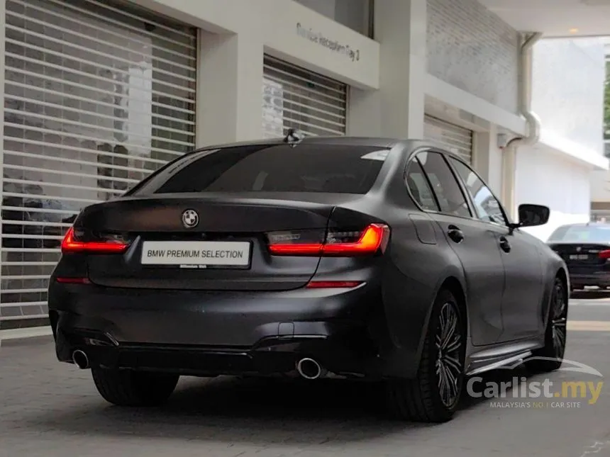 2021 BMW 330e M Sport Sedan