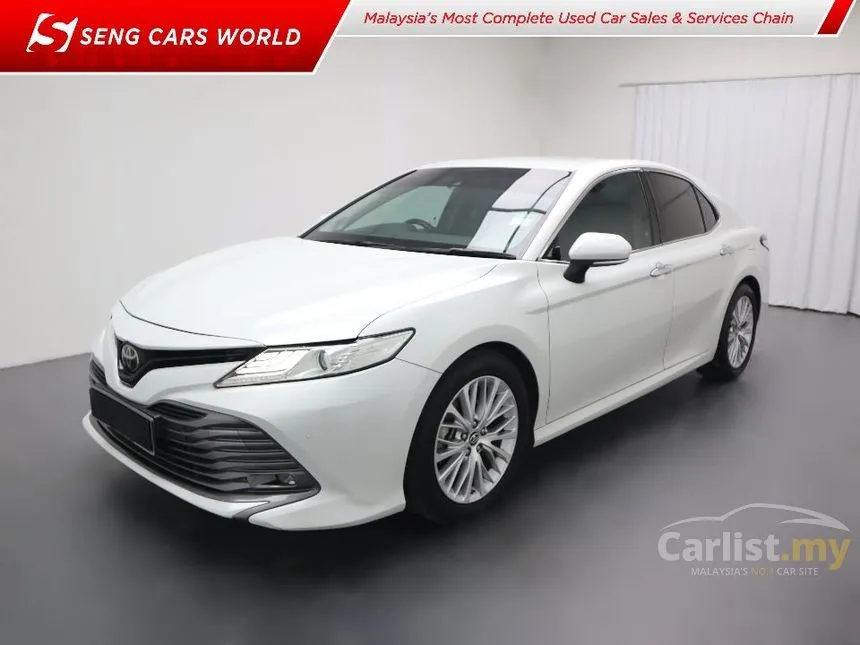 2019 Toyota Camry V Sedan