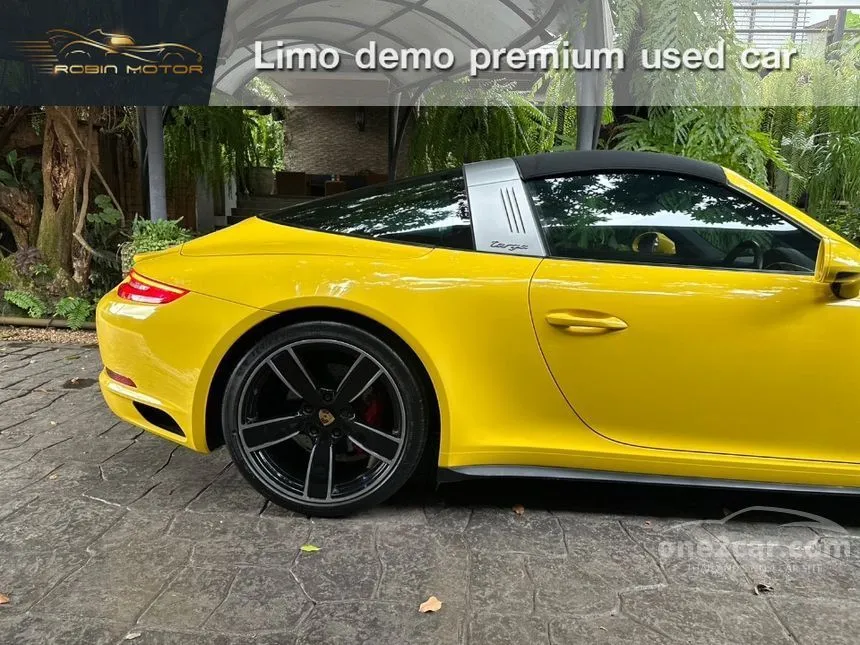 2017 Porsche 911 Targa 4S Convertible
