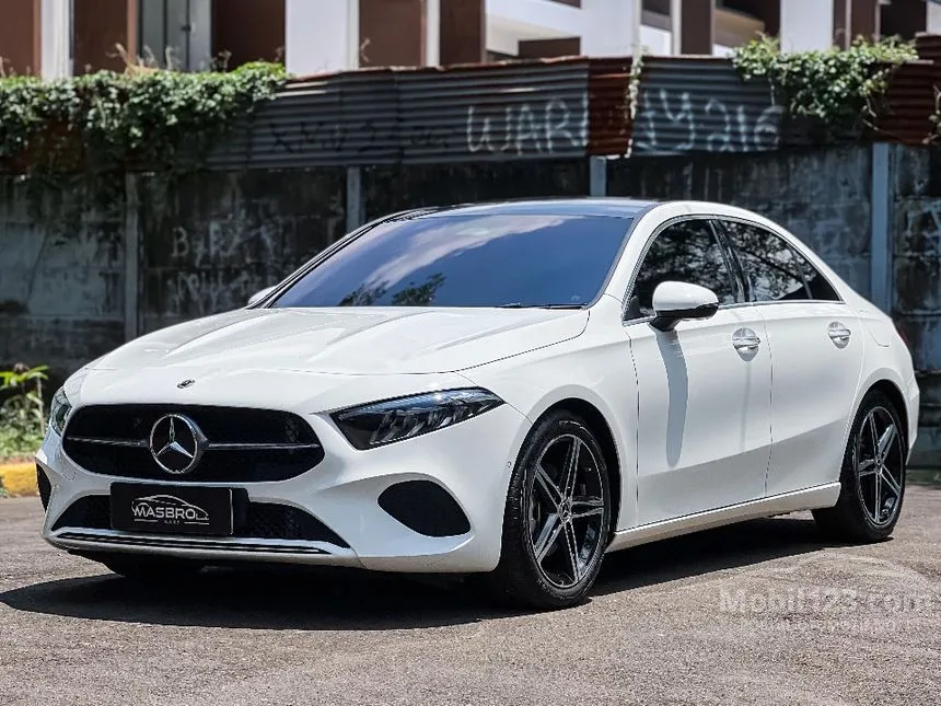 2024 Mercedes-Benz A200 Progressive Line Sedan
